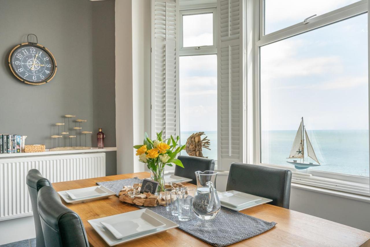 Stunning Sea Views Ventnor Apartment Exterior photo